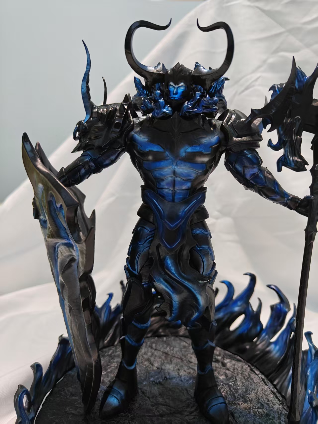 Solo Leveling Shadow Army Tank - Anime Merchandise Solo Leveling ulasan dan harga
